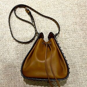 Valentino bucket bag cognac like new